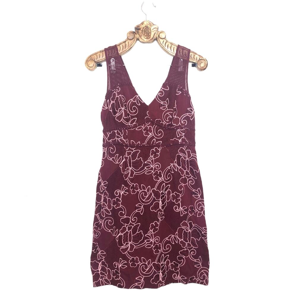Anthropologie Moulinette Soeurs Dress Red Lace Embroidered Floral Sheath Size 8